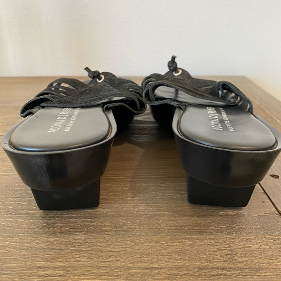 Donald J Pliner Sandals Size 8 Black Cissy Wedge
Leather Platform - Picture 7 of 12